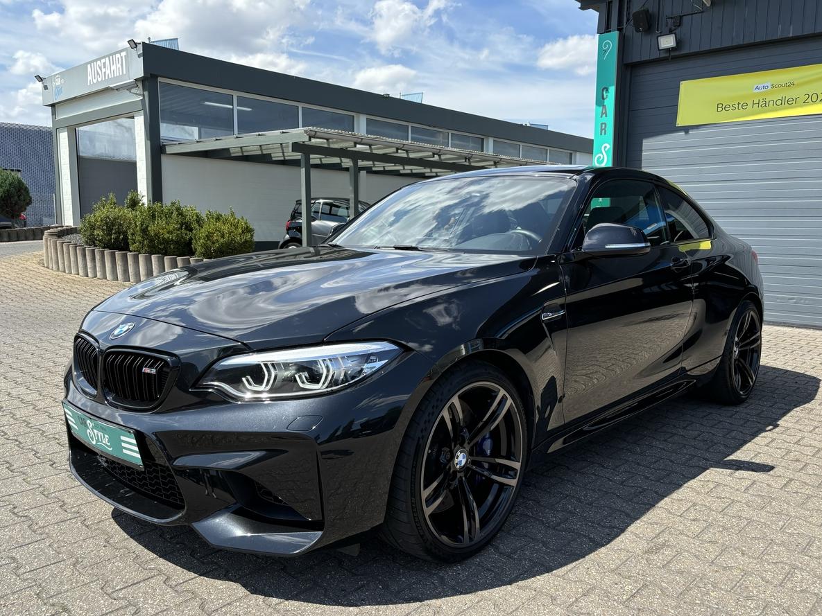 BMW M2  Coupe NAVI PANO HARMAN KARDON SHZ LED