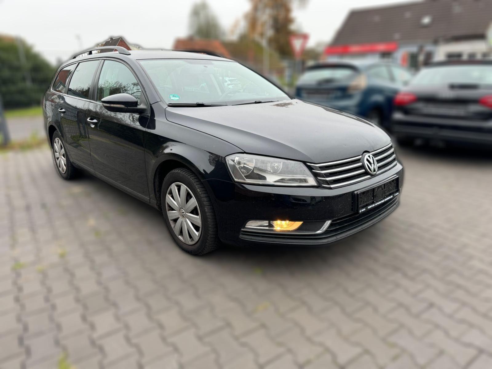 Volkswagen Passat Variant BlueMot Navi Kamera AHK SHZ TOP