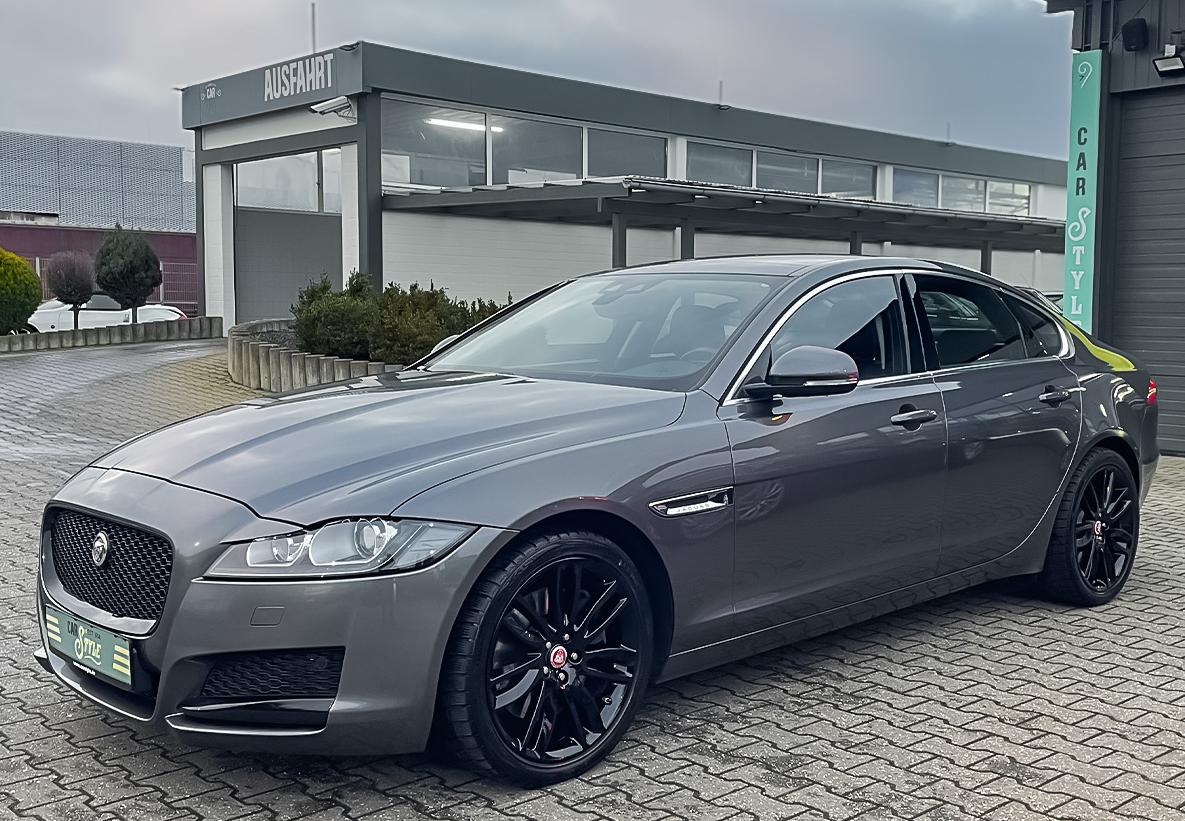 Jaguar XF Prestige 30d RFK NAVI PANO SHZ 