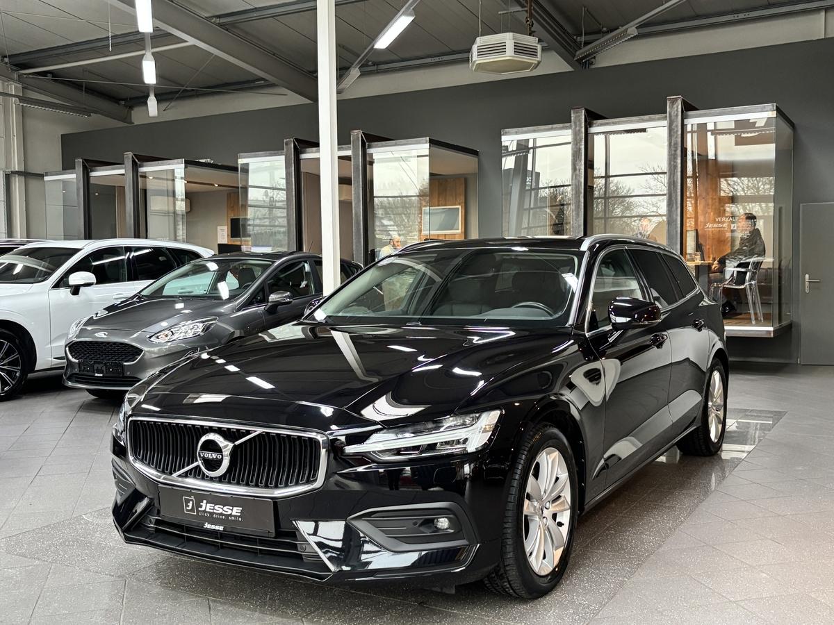 Volvo V60  B3 Momentum Pro Geartronic LED Navi Standhzg